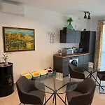Liu' Al Viale ゲストハウス 4*