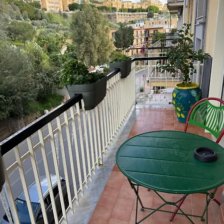 Liu' Al Viale Πανσιόν *
